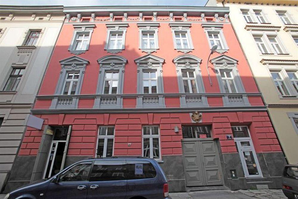Hostel Cinnamon Krakow Exterior photo